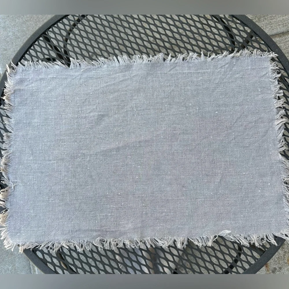 Linen Me excellent clean
